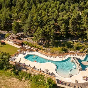 https://camping-rcn-les-collines-de-castellane.fr-provencehotel.com