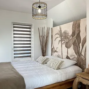 https://543-t2-entierement-renove-en-plein-coeur-derquy.inbrittany.com