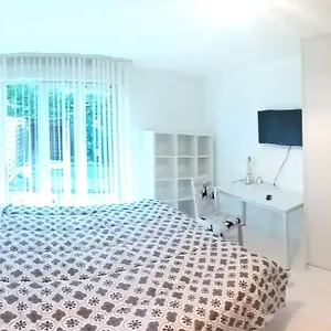 https://appartement-calme-rez-de-jardin-saint-etienne-loire.hotels-rhonealpes.com